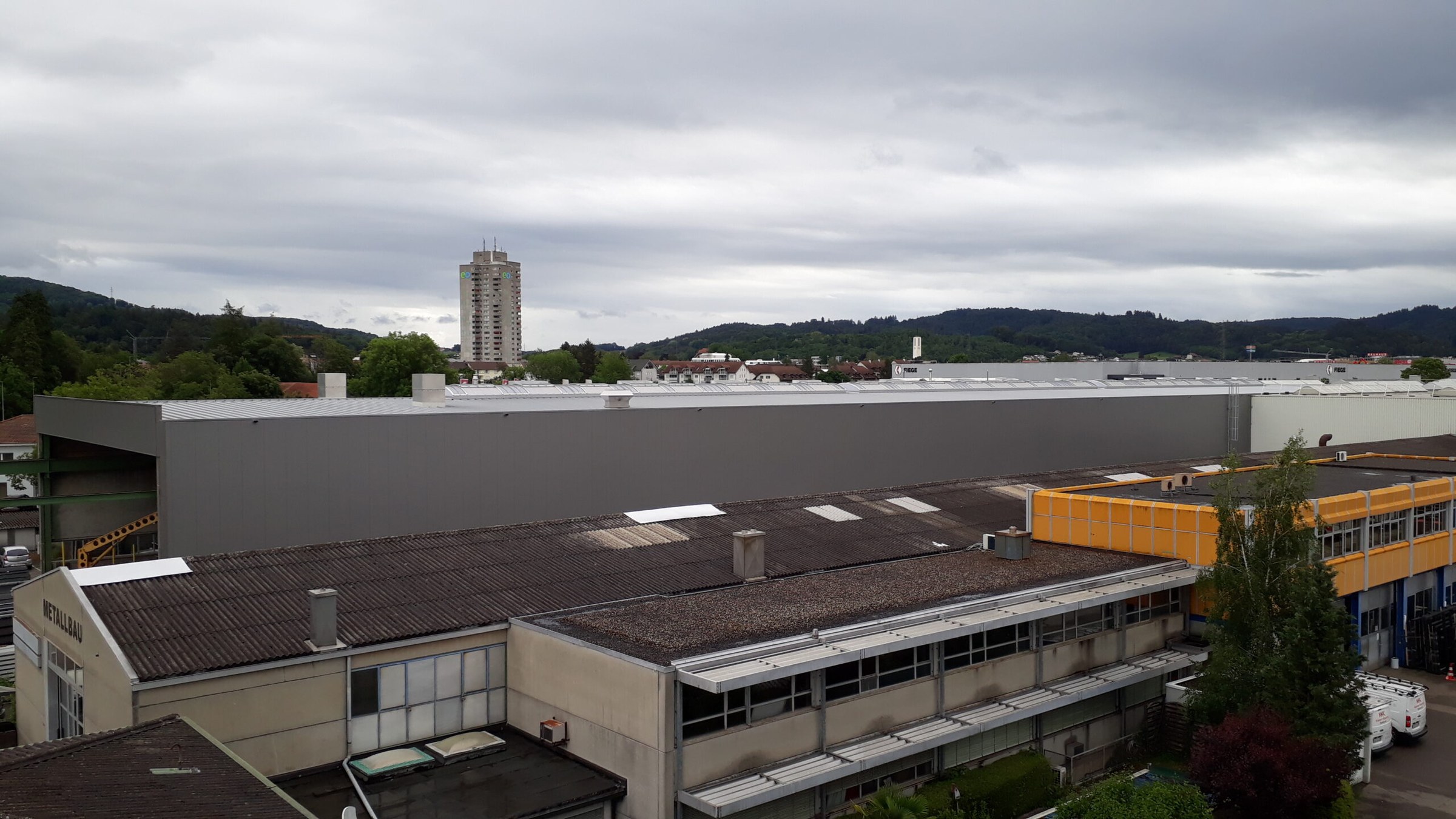 Sanierung Gebäudehülle an Stahlbauhalle